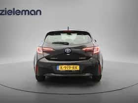 Toyota Corolla (2021) thumbnail 15