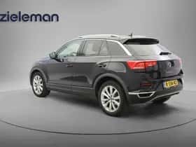 Volkswagen T-Roc (2021) thumbnail 2