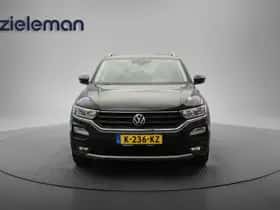 Volkswagen T-Roc (2021) thumbnail 11