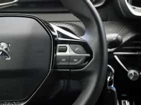 Peugeot 2008 (2022) thumbnail 20