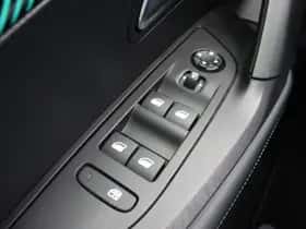 Peugeot 2008 (2022) thumbnail 30
