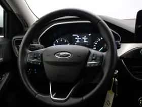 Ford Focus (2021) thumbnail 17