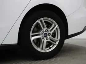 Ford Focus (2021) thumbnail 35
