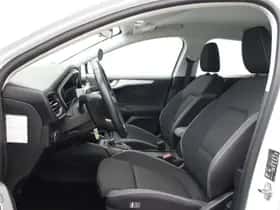 Ford Focus (2021) thumbnail 6