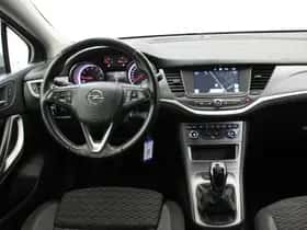 Opel Astra (2021) thumbnail 3