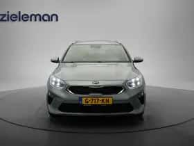Kia Ceed (2019) thumbnail 11