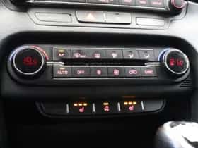 Kia Ceed (2019) thumbnail 6