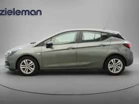 Opel Astra (2021) thumbnail 16