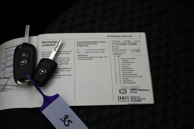Opel Astra (2021) thumbnail 4