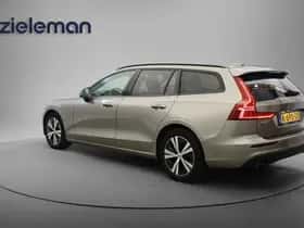 Volvo V60 (2020) thumbnail 2