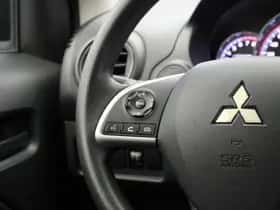 Mitsubishi Space Star (2021) thumbnail 17
