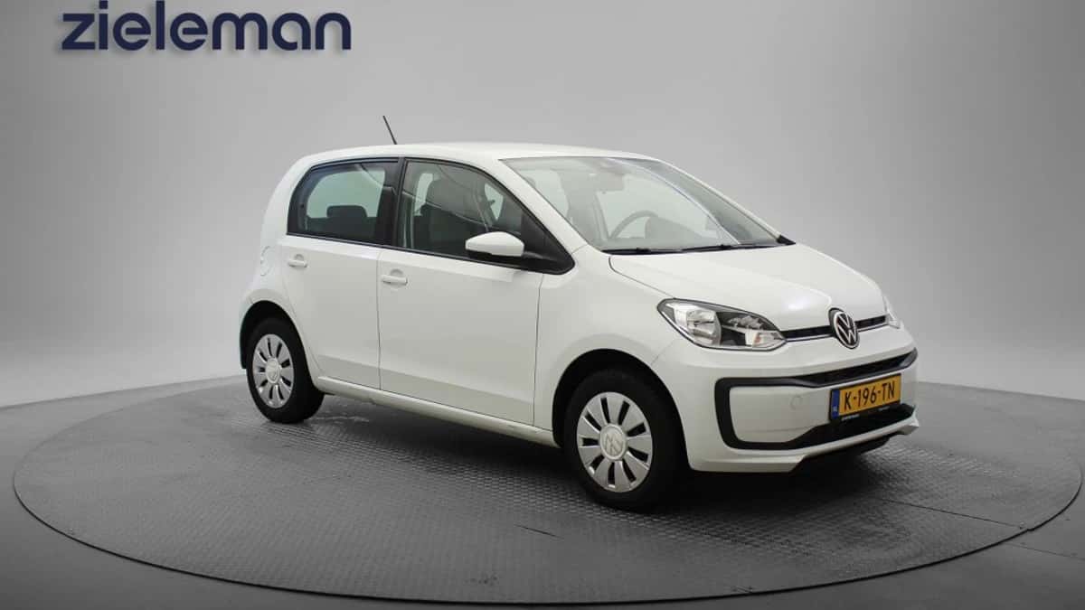 Volkswagen Up (2021) — foto 1