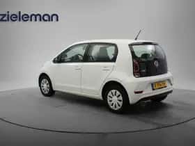 Volkswagen Up (2021) thumbnail 2