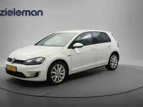 Volkswagen Golf (2015) thumbnail 16