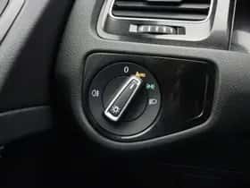 Volkswagen Golf (2015) thumbnail 26
