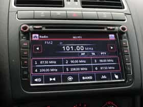 Volkswagen Polo (2014) thumbnail 19