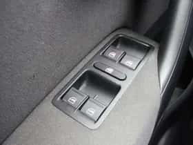 Volkswagen Polo (2014) thumbnail 21