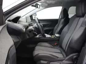 Peugeot 3008 (2017) thumbnail 8