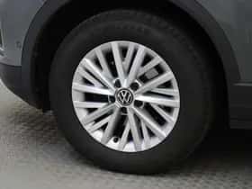 Volkswagen T-Roc (2023) thumbnail 28