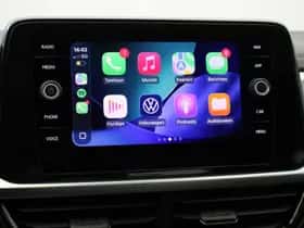 Volkswagen T-Roc (2023) thumbnail 5