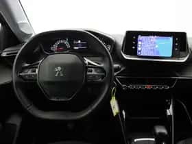 Peugeot 208 (2022) thumbnail 3