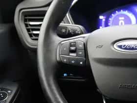 Ford Kuga (2021) thumbnail 18