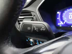 Ford Kuga (2021) thumbnail 21