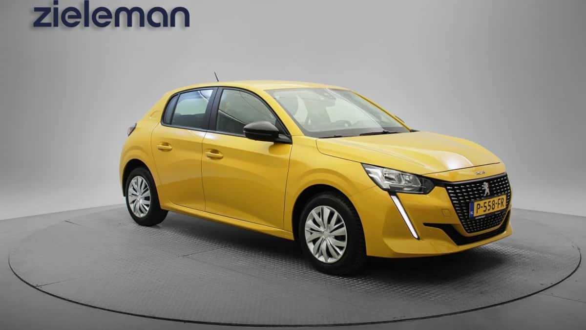 Peugeot 208 (2022) — foto 1