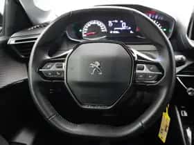 Peugeot 208 (2022) thumbnail 18