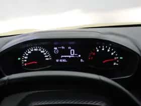 Peugeot 208 (2022) thumbnail 21