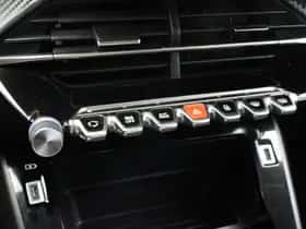 Peugeot 208 (2022) thumbnail 28