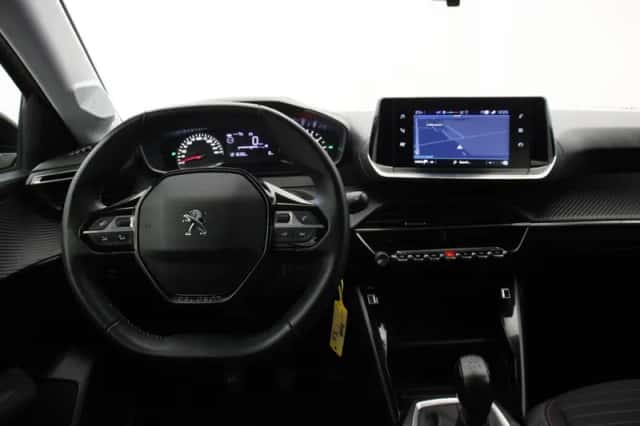 Peugeot 208 (2022) thumbnail 4