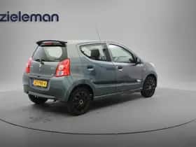 Suzuki Alto (2011) thumbnail 11