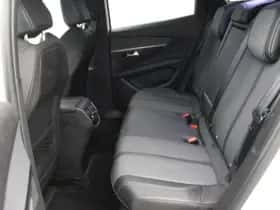 Peugeot 3008 (2022) thumbnail 9