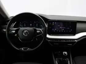 Škoda Octavia (2021) thumbnail 3