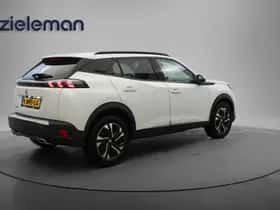 Peugeot 2008 (2021) thumbnail 17