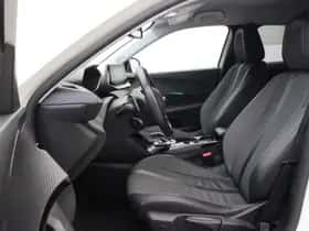 Peugeot 2008 (2021) thumbnail 9