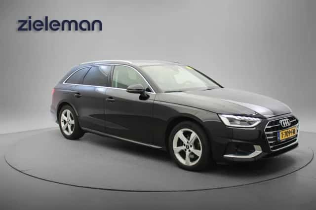 Audi A4 (2023) thumbnail 1