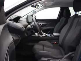Peugeot 3008 (2022) thumbnail 8