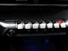 Peugeot 5008 (2022) thumbnail 29