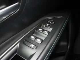 Peugeot 5008 (2022) thumbnail 30