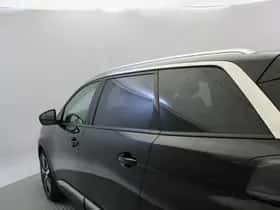 Peugeot 5008 (2022) thumbnail 33