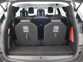 Peugeot 5008 (2022) thumbnail 9