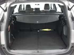 Peugeot 5008 (2021) thumbnail 10