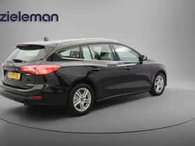Ford Focus (2022) thumbnail 13