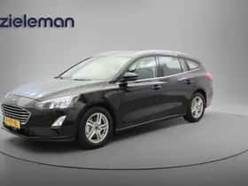 Ford Focus (2022) thumbnail 16
