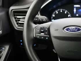 Ford Focus (2022) thumbnail 18