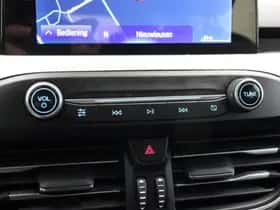 Ford Focus (2022) thumbnail 24