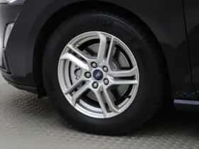 Ford Focus (2022) thumbnail 31