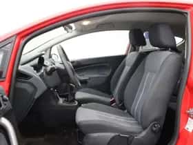 Ford Fiesta (2009) thumbnail 4